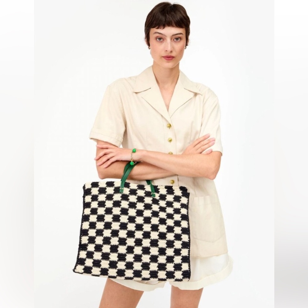 CLARE V SUMMER SIMPLE TOTE RESORT BAG BLACK WHITE CHECK CROCHET LEATHER HANDEL